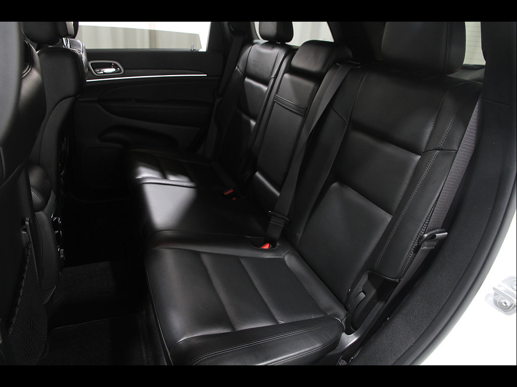 Used 2021 Jeep Grand Cherokee Limited AWD/4WD image 21