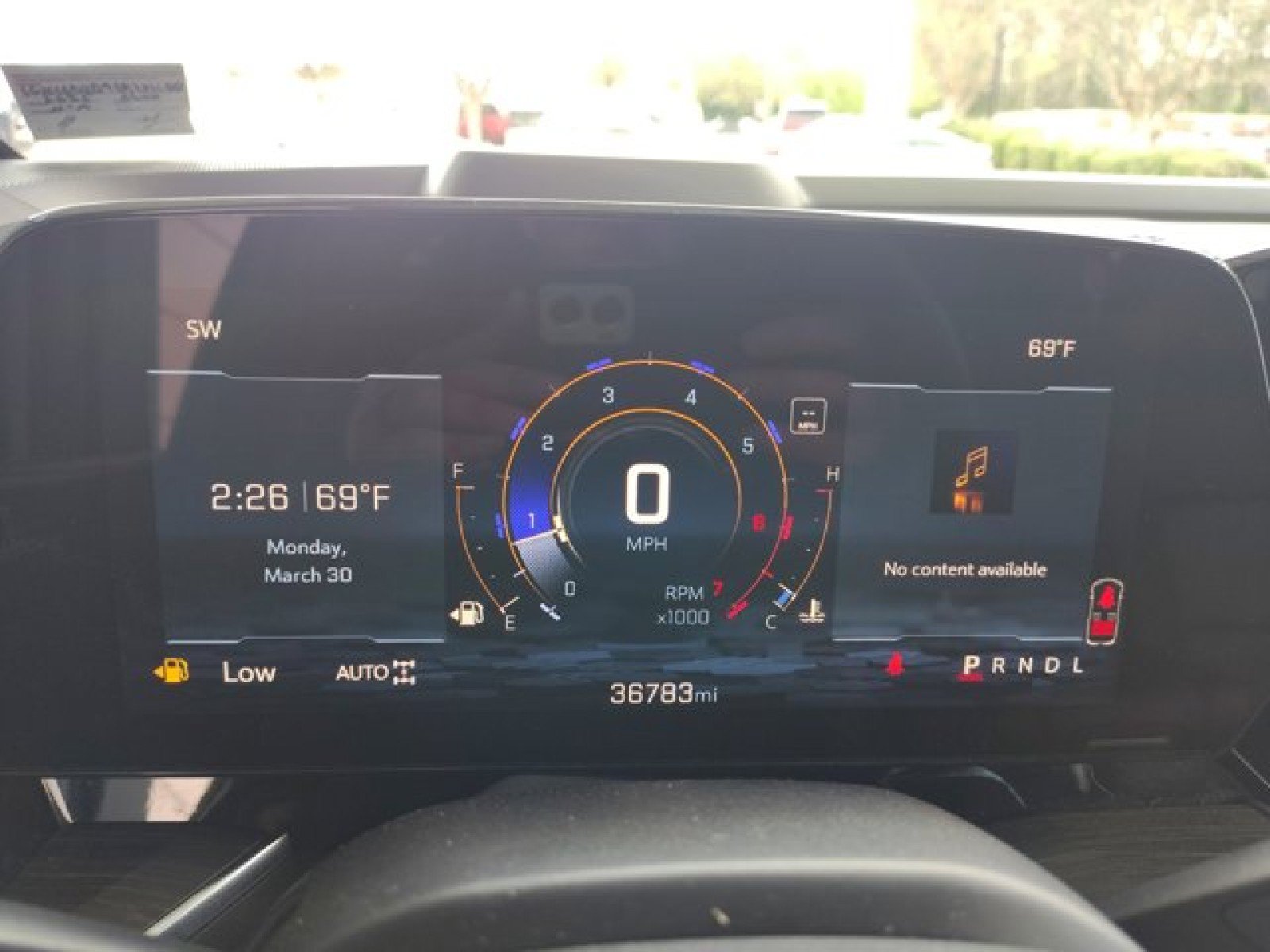 Used 2025 Chevrolet Suburban Z71 AWD/4WD image 22