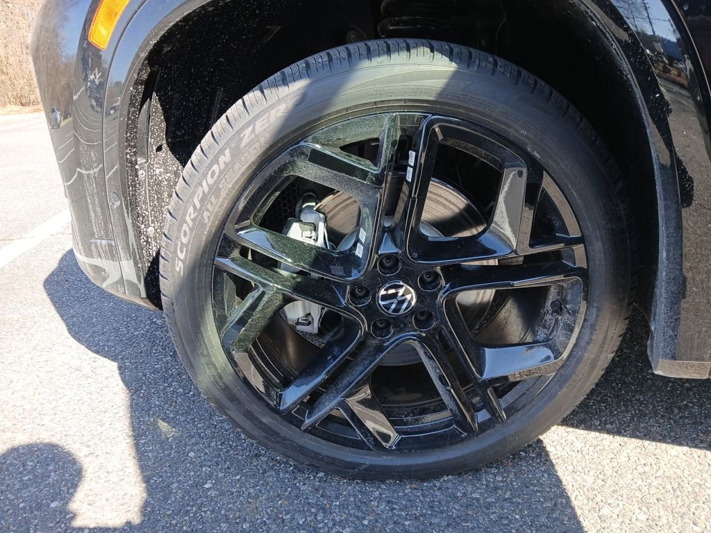 New 2026 Volkswagen Tiguan SE R-Line image 26