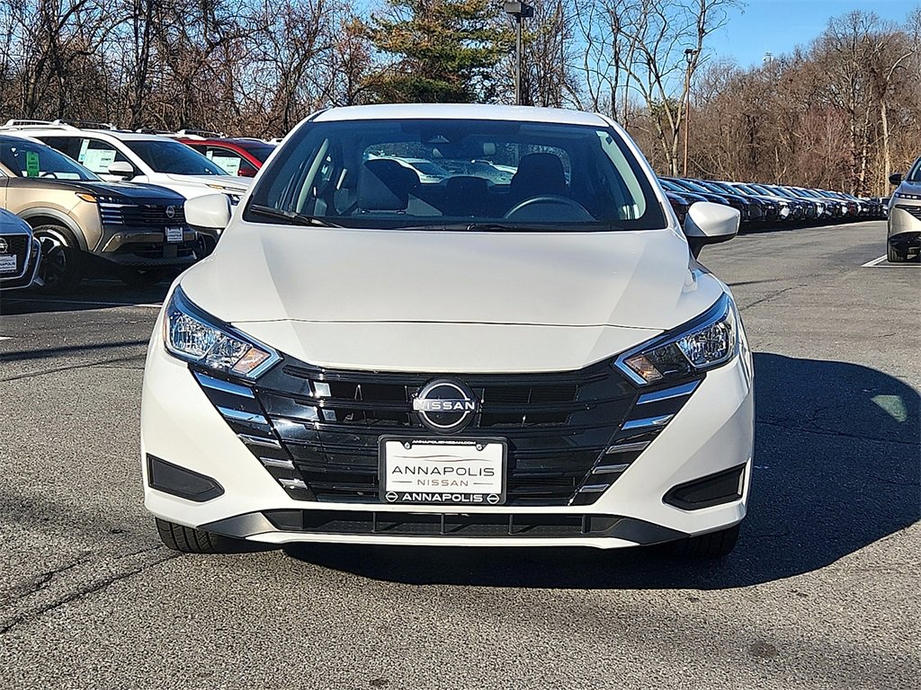 Used 2024 Nissan Versa SV w/ Trunk Package image 2