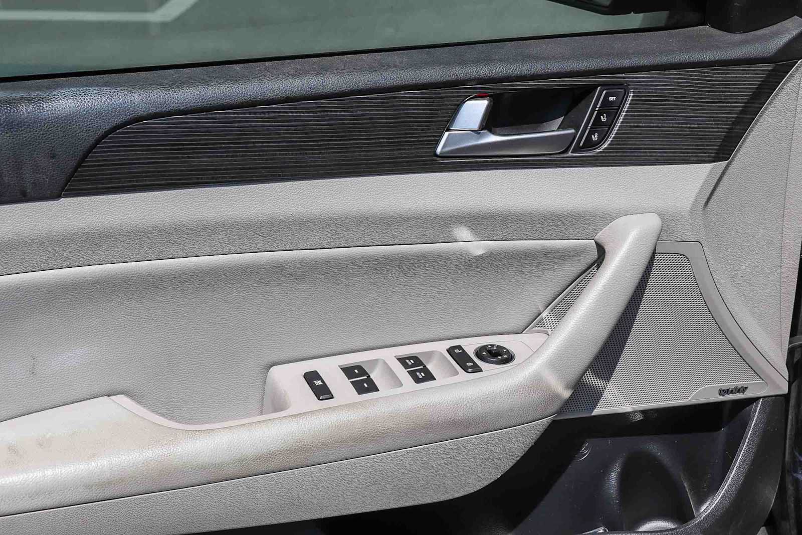 Used 2019 Hyundai Sonata Limited FWD image 19