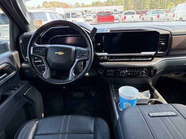 Used 2024 Chevrolet Silverado 2500 High Country w/ Technology Package image 14