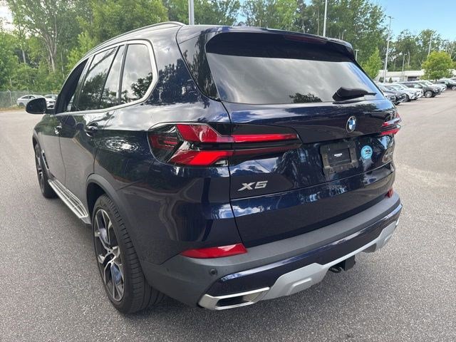 Certified 2024 BMW X5 sDrive40i w/ Premium Package RWD image 14