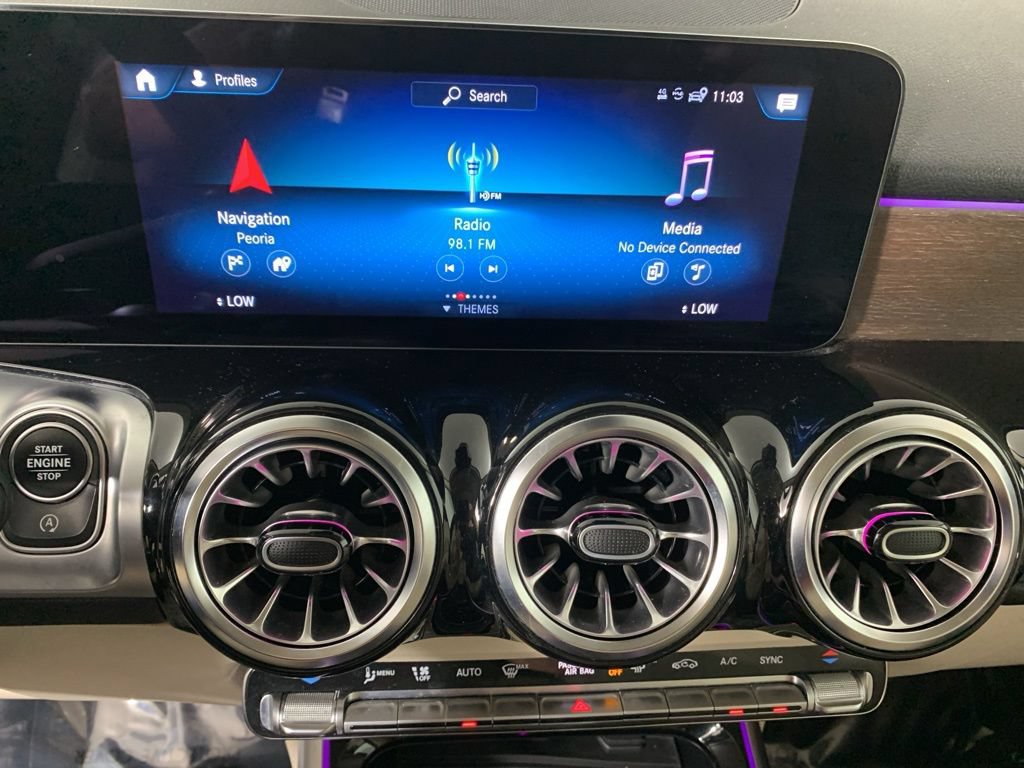 Used 2022 Mercedes-Benz GLB 250 4MATIC w/ Premium Package Lite image 24