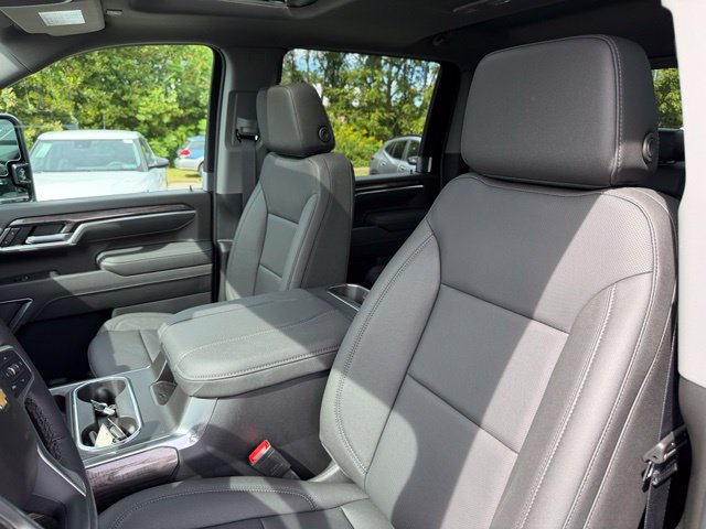 New 2026 Chevrolet Silverado 2500 LTZ w/ LTZ Convenience Package AWD/4WD image 33