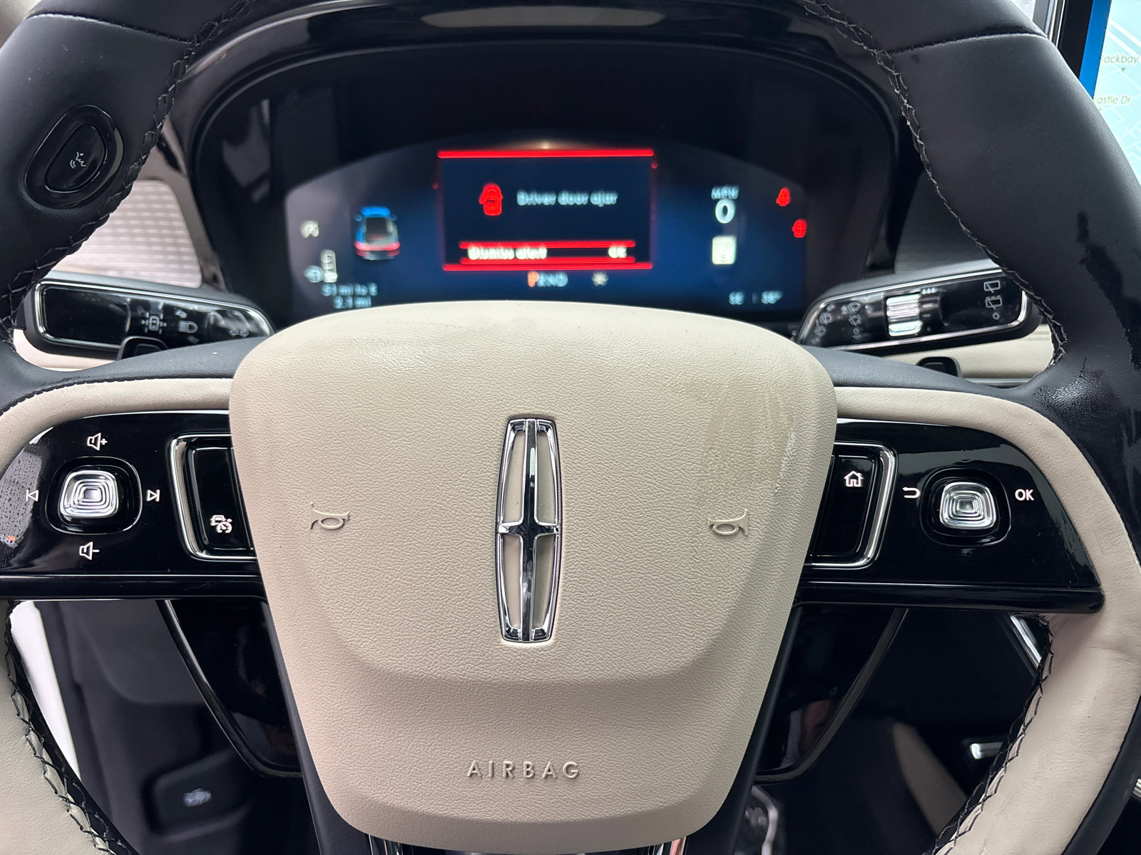 New 2026 Lincoln Corsair Premiere image 16