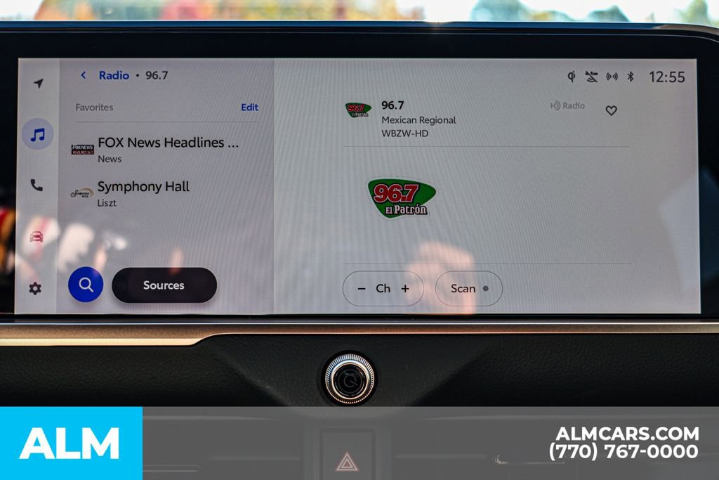 Used 2025 Toyota Crown Signia image 41