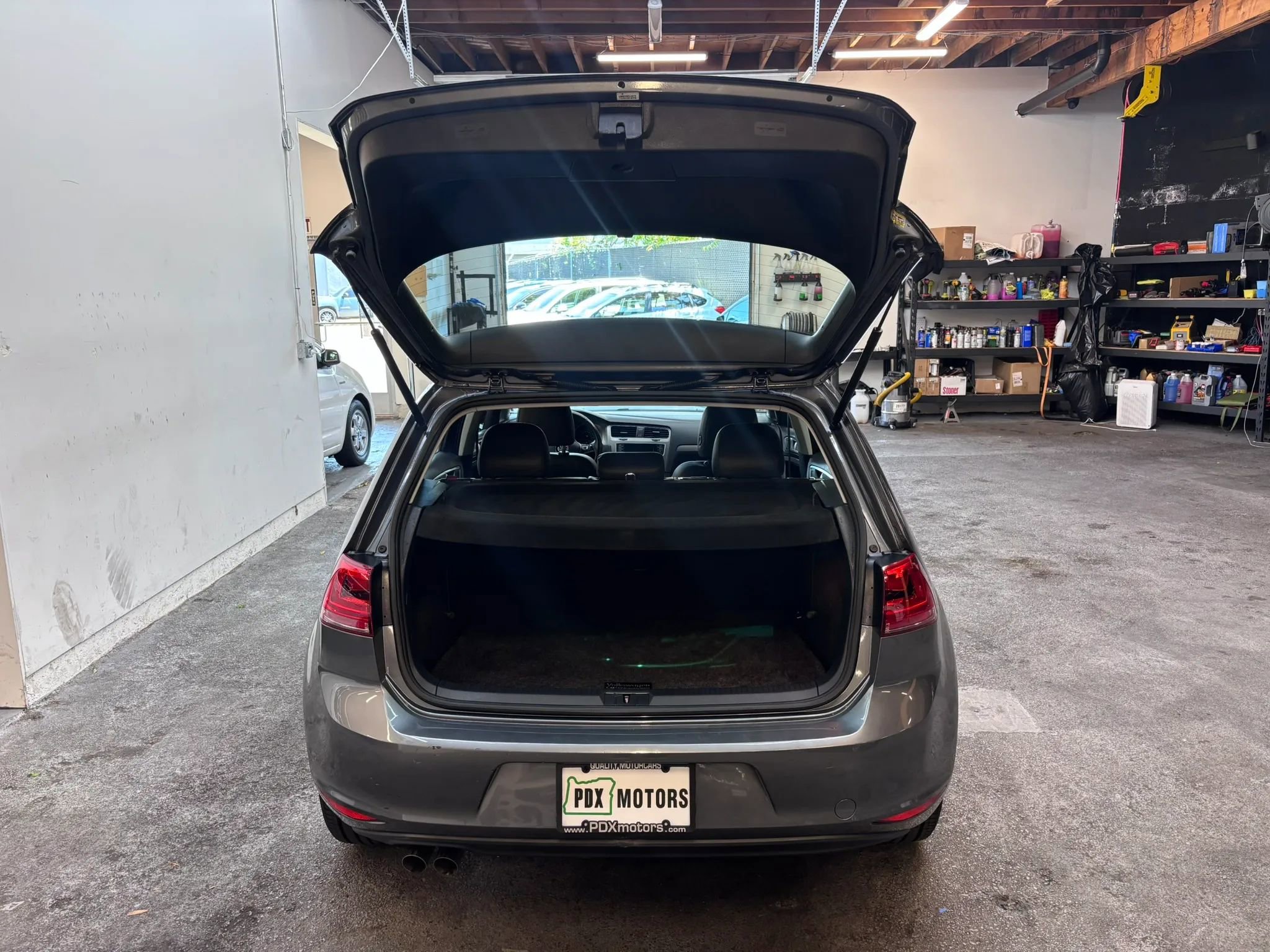 Used 2015 Volkswagen Golf TDI S FWD image 22