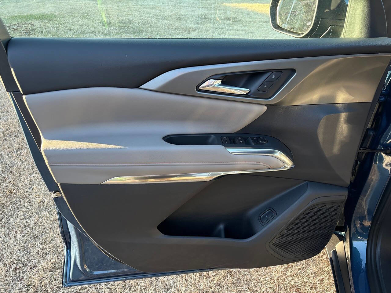 New 2026 Chevrolet Traverse LT image 11