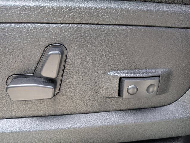 New 2026 RAM 3500 Laramie AWD/4WD image 20
