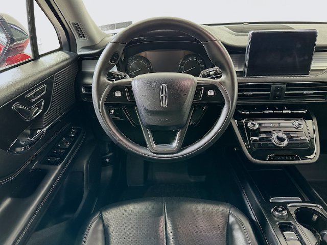 Used 2022 Lincoln Corsair AWD w/ Equipment Group 101A image 28