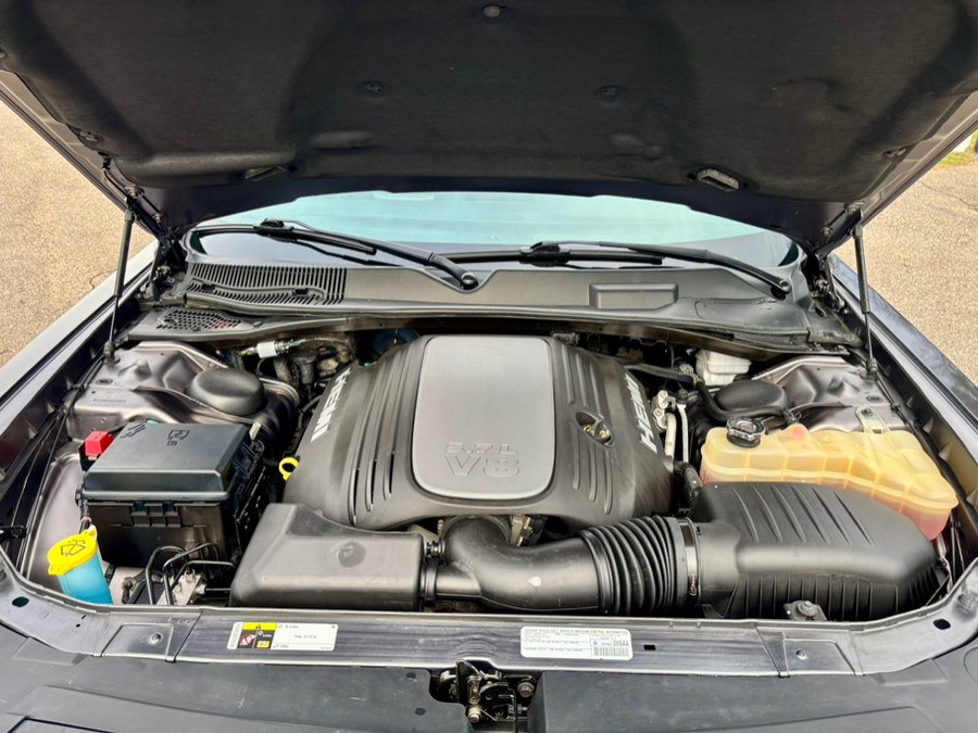 Used 2014 Dodge Challenger R/T image 26