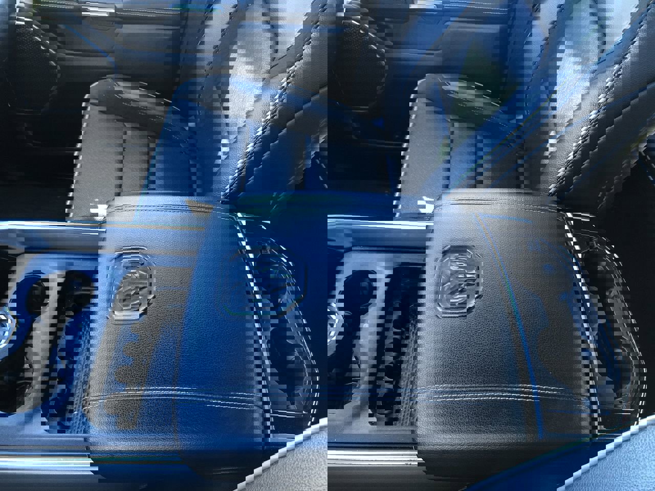 Used 2022 RAM 1500 Laramie w/ Sport Appearance Package image 17