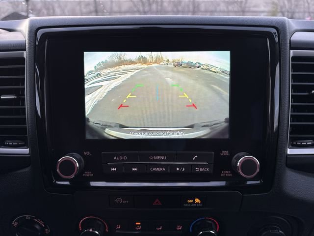 Used 2024 Nissan Frontier SV image 14