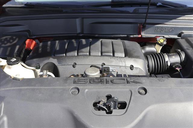 Used 2011 Buick Enclave CXL image 30