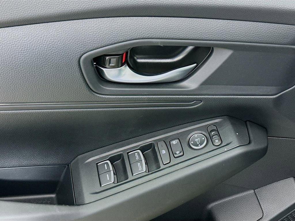 Used 2025 Honda Accord LX image 21