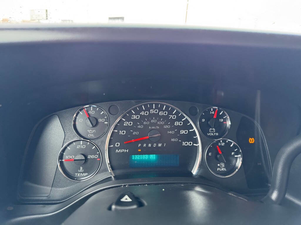 Used 2015 GMC Savana 2500 RWD image 21
