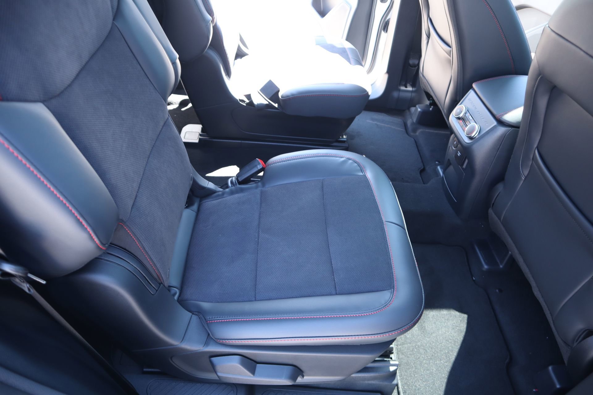 New 2026 Ford Explorer ST w/ Sun And Sound Package AWD/4WD image 17