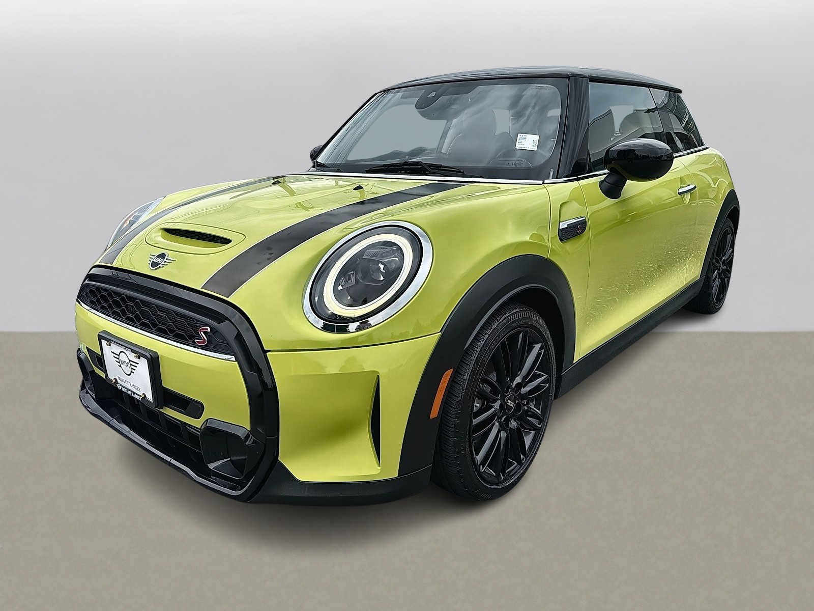 Used 2024 MINI Cooper S FWD image 1