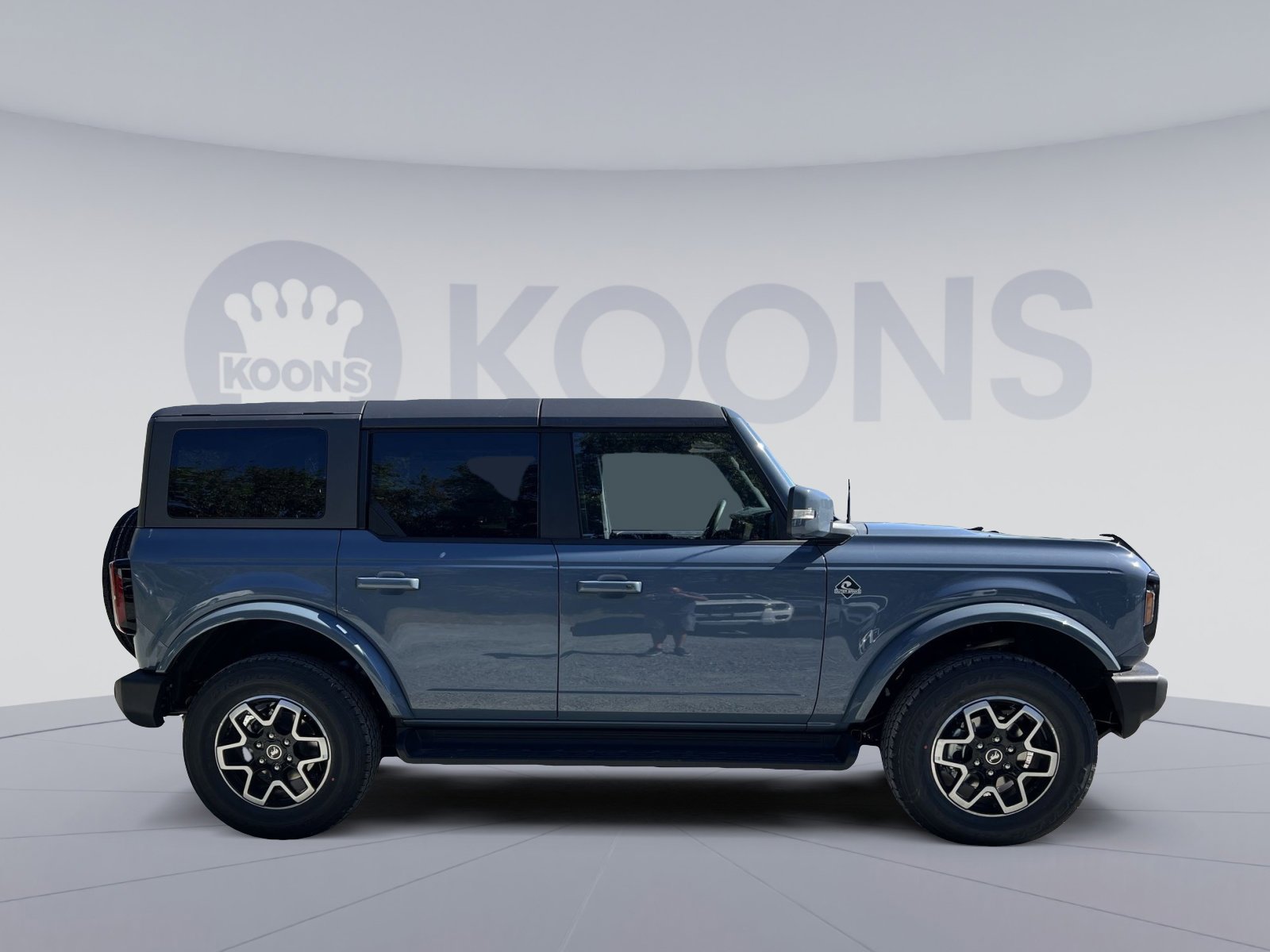 New 2025 Ford Bronco Outer Banks image 8