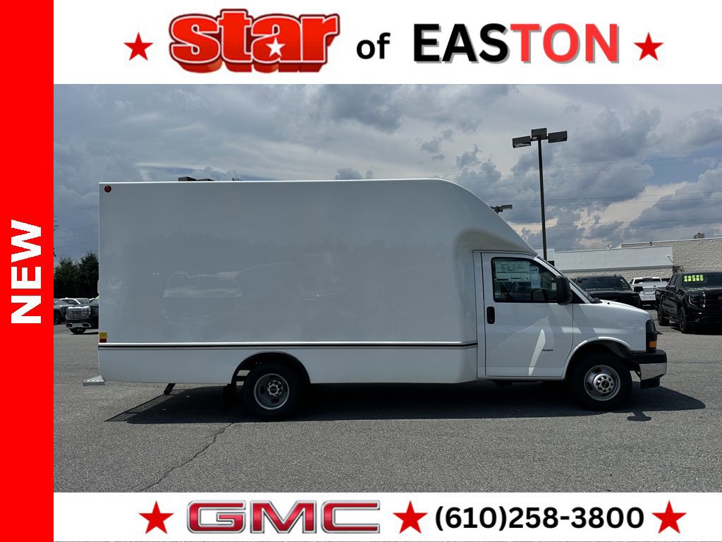 New 2025 GMC Savana 3500 w/ Power Convenience Package image 3