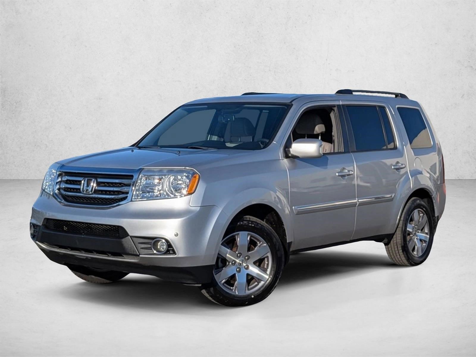 Used 2013 Honda Pilot Touring image 1