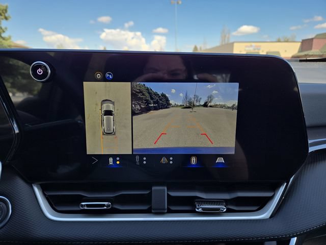 New 2026 Chevrolet Equinox LT w/ Safety and Technology Package AWD/4WD image 25