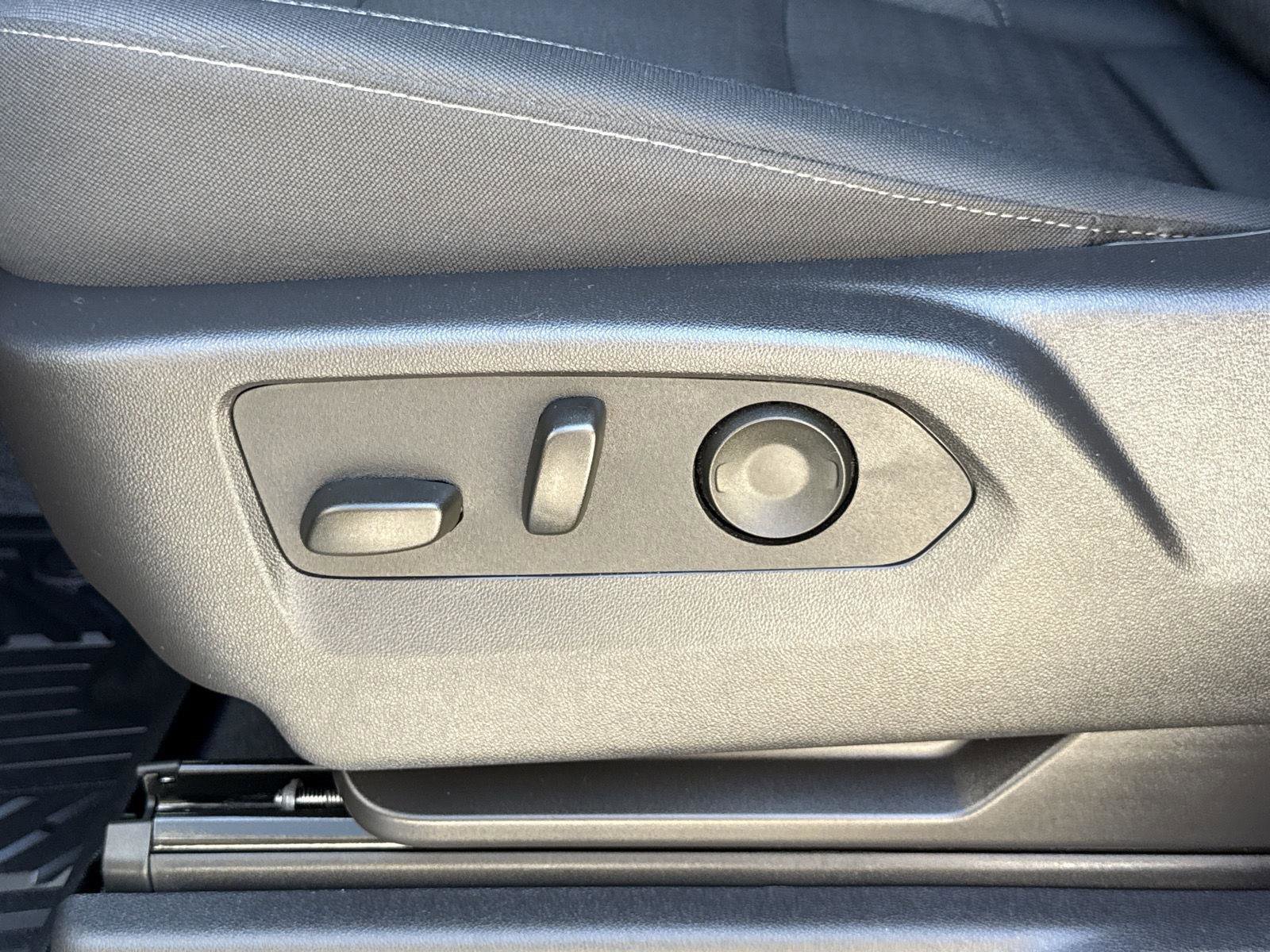 Used 2025 Chevrolet Silverado 1500 LT Trail Boss w/ Protection Package image 16