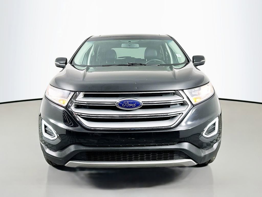 Used 2016 Ford Edge Titanium image 3