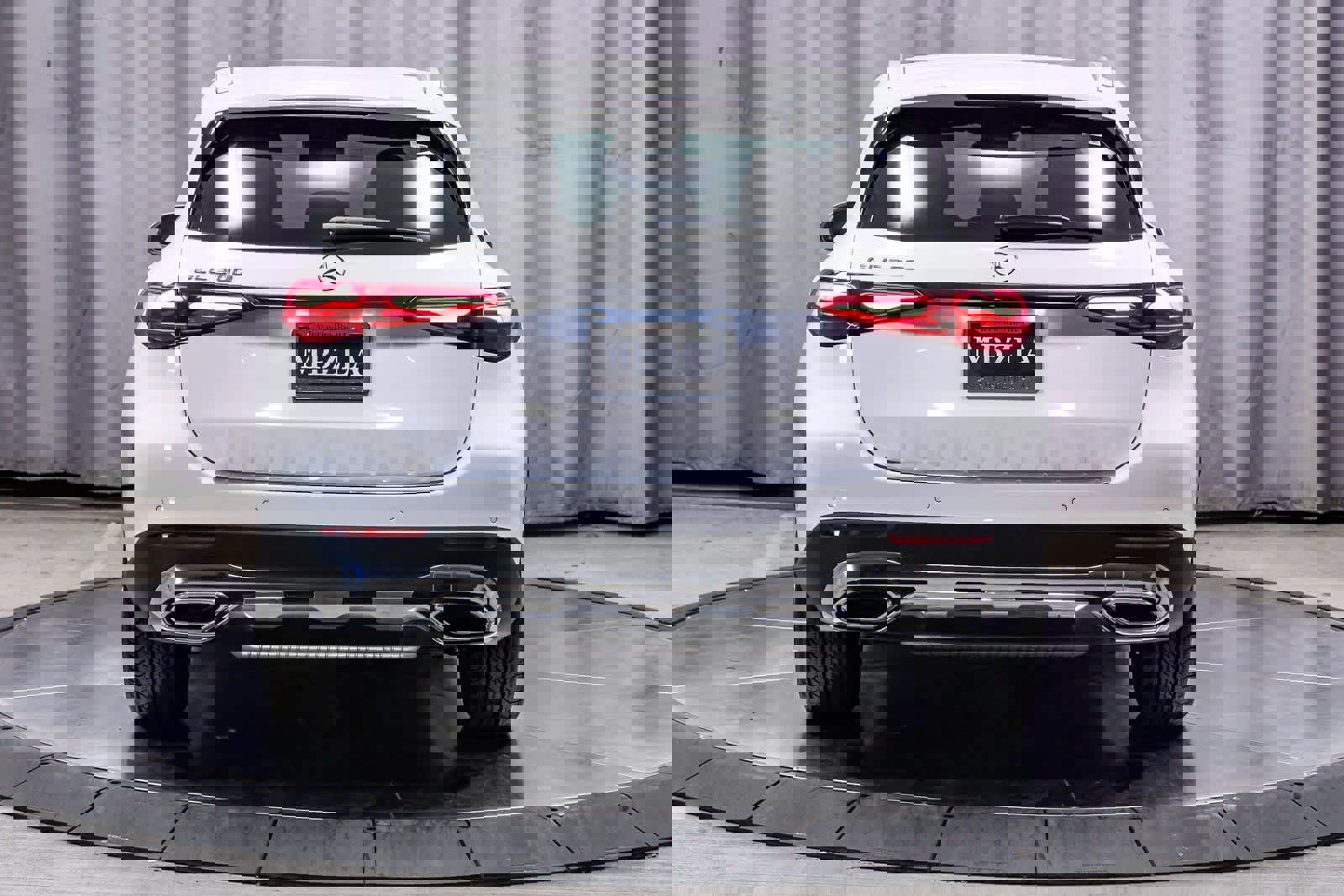 Certified 2026 Mercedes-Benz GLC 300 image 3