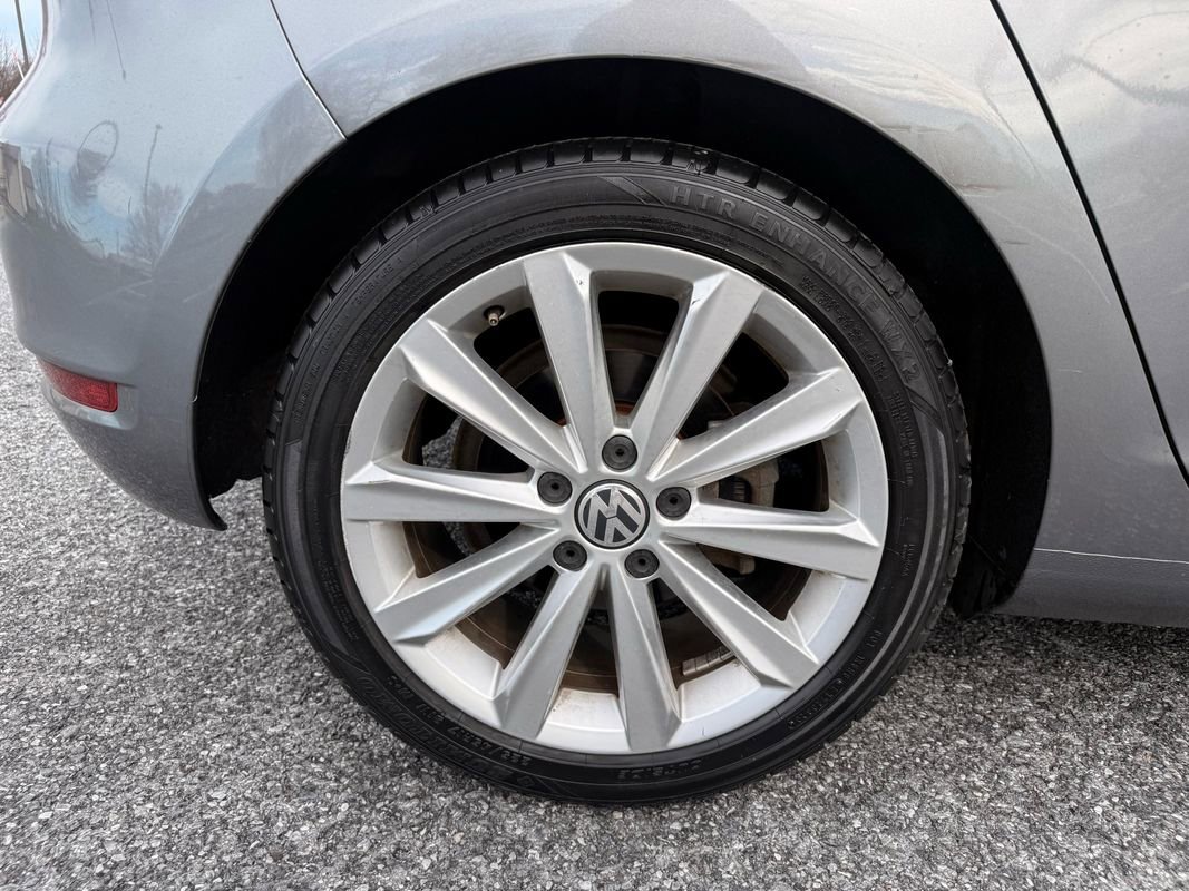 Used 2014 Volkswagen Golf TDI image 33