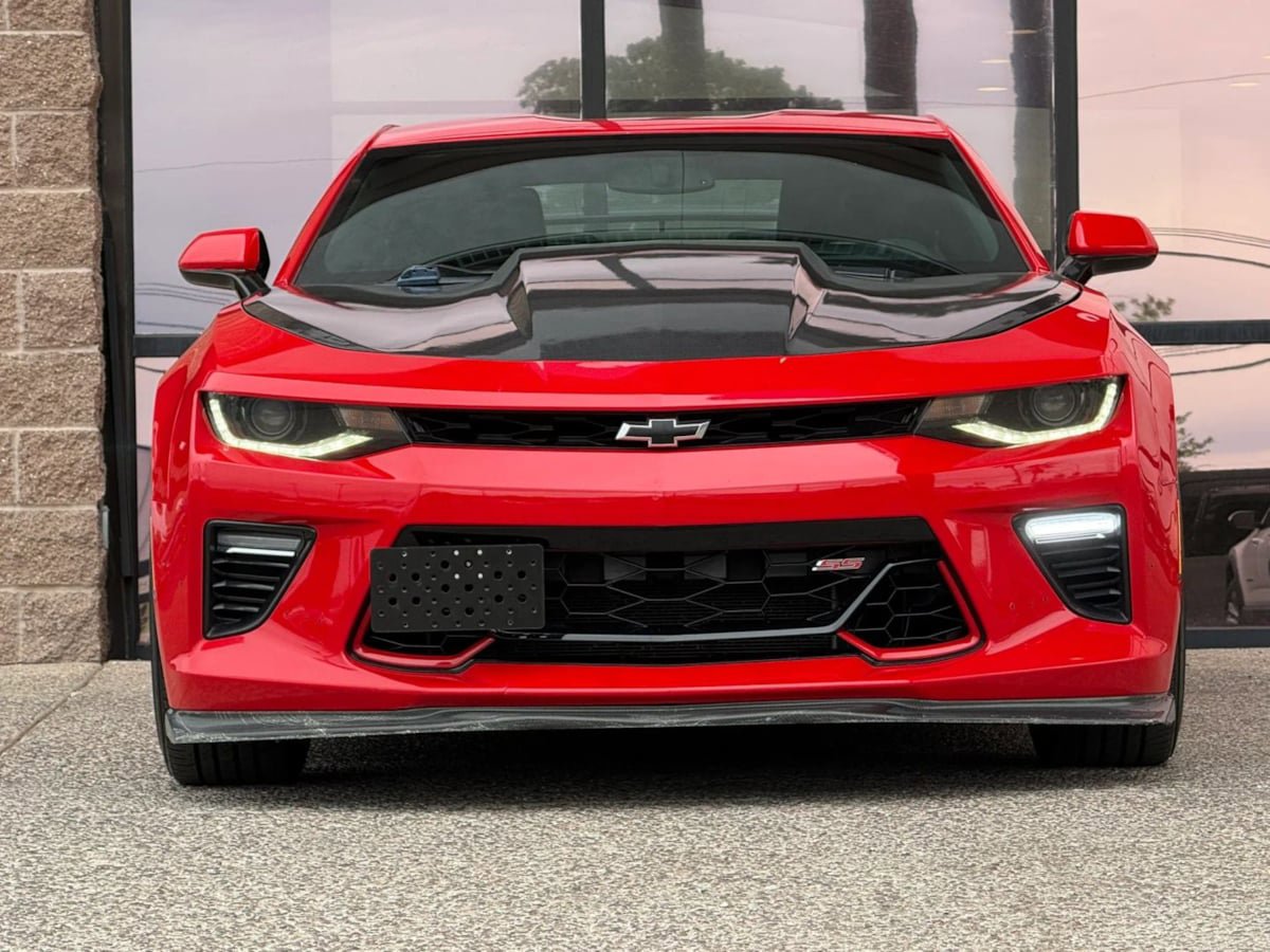 Used 2016 Chevrolet Camaro SS RWD image 20