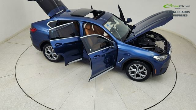 Used 2025 BMW X4 xDrive30i AWD/4WD image 87