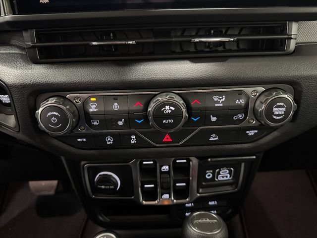 New 2026 Jeep Gladiator Sport AWD/4WD image 3