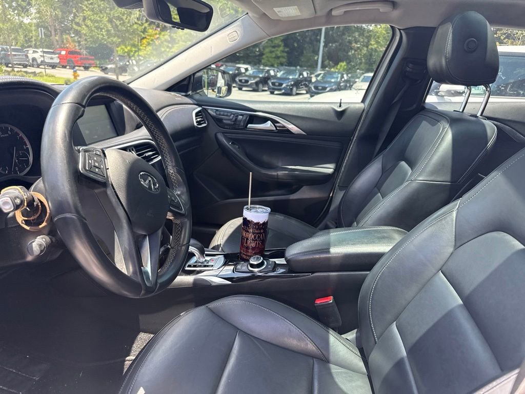 Used 2018 INFINITI QX30 Premium AWD/4WD image 13
