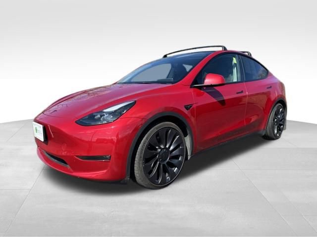 Used 2023 Tesla Model Y Performance image 3