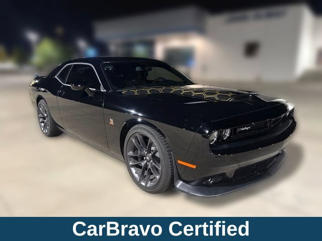 Used 2022 Dodge Challenger R/T Scat Pack RWD image 5