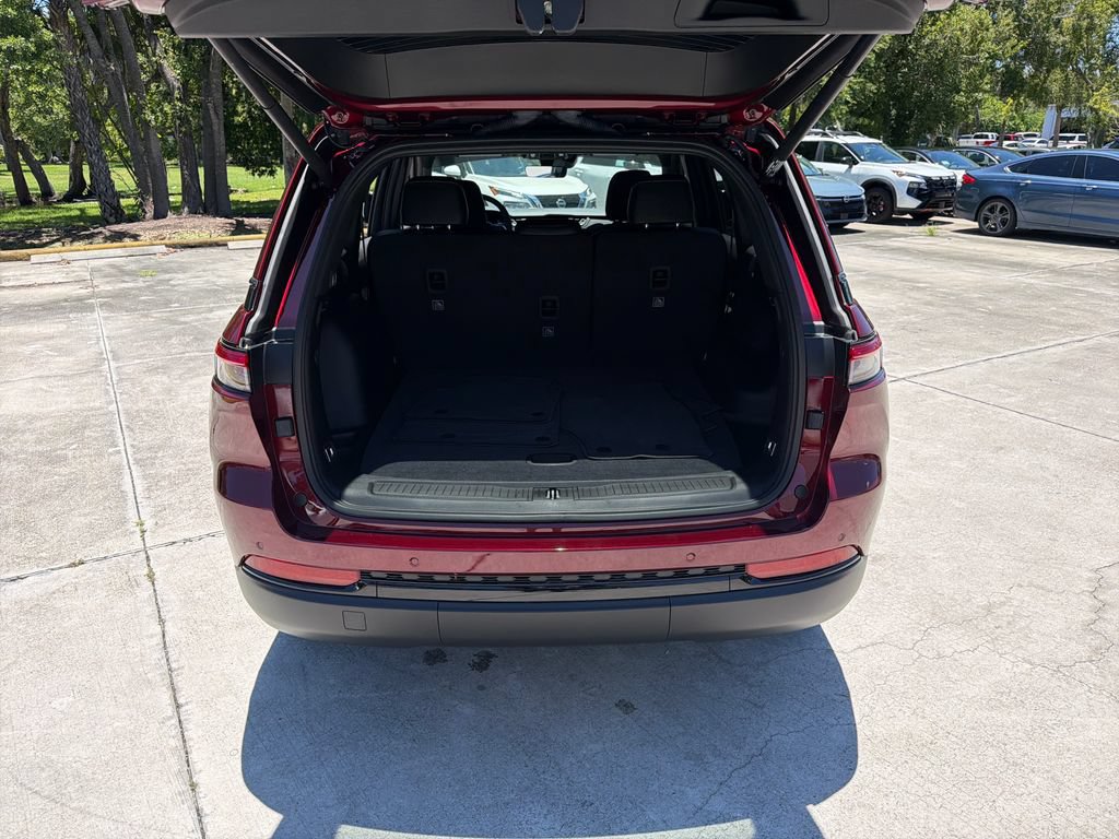 Used 2025 Jeep Grand Cherokee Altitude RWD image 33