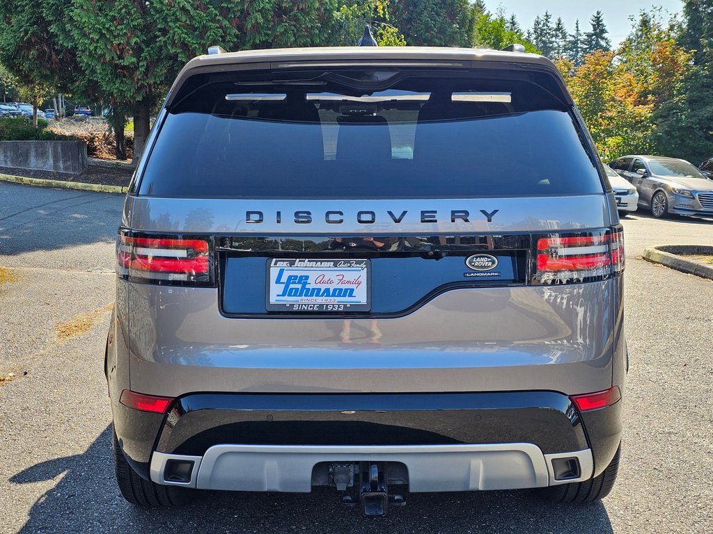 Used 2020 Land Rover Discovery Landmark image 6