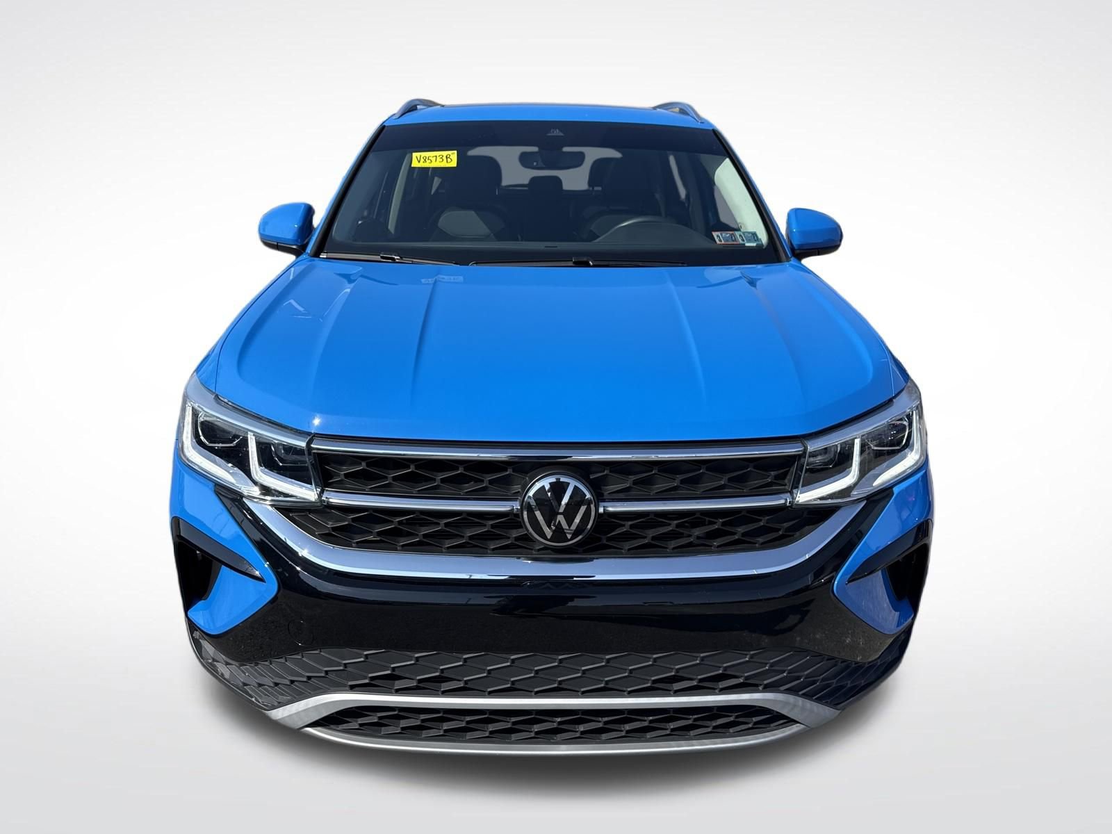 Certified 2023 Volkswagen Taos SEL image 9