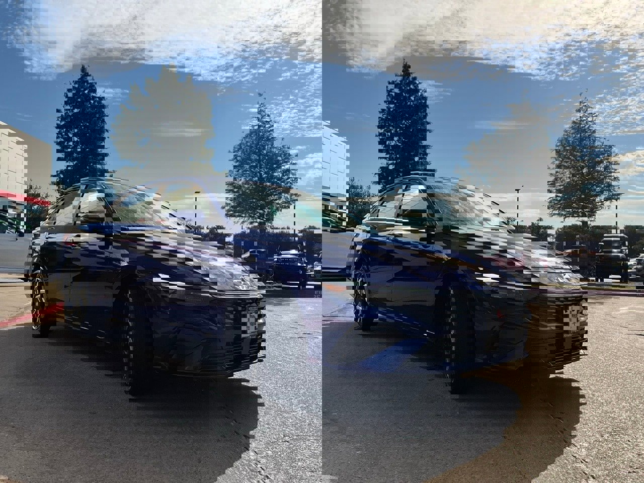 Used 2025 Hyundai Elantra Limited image 5