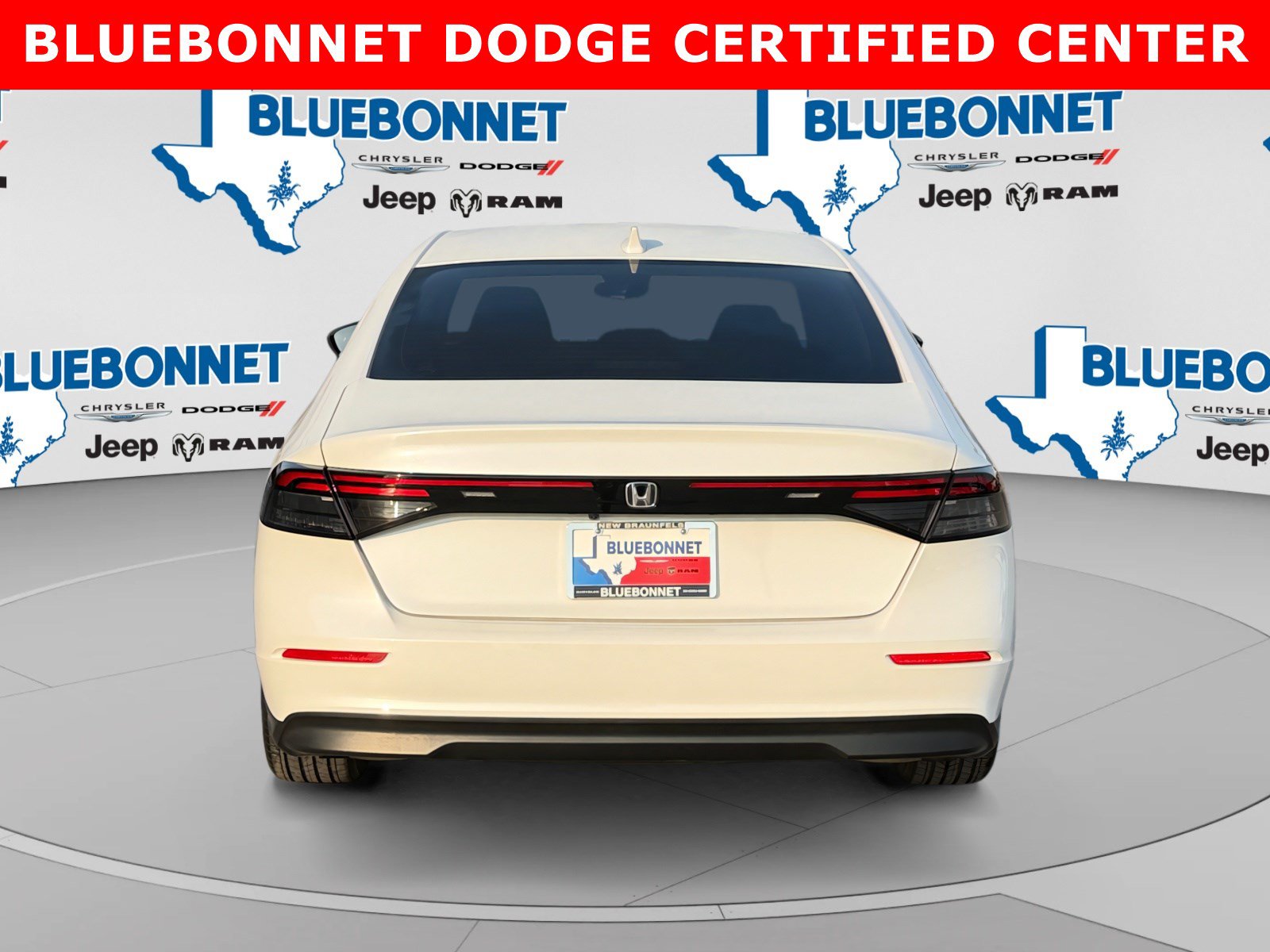 Used 2023 Honda Accord EX image 6