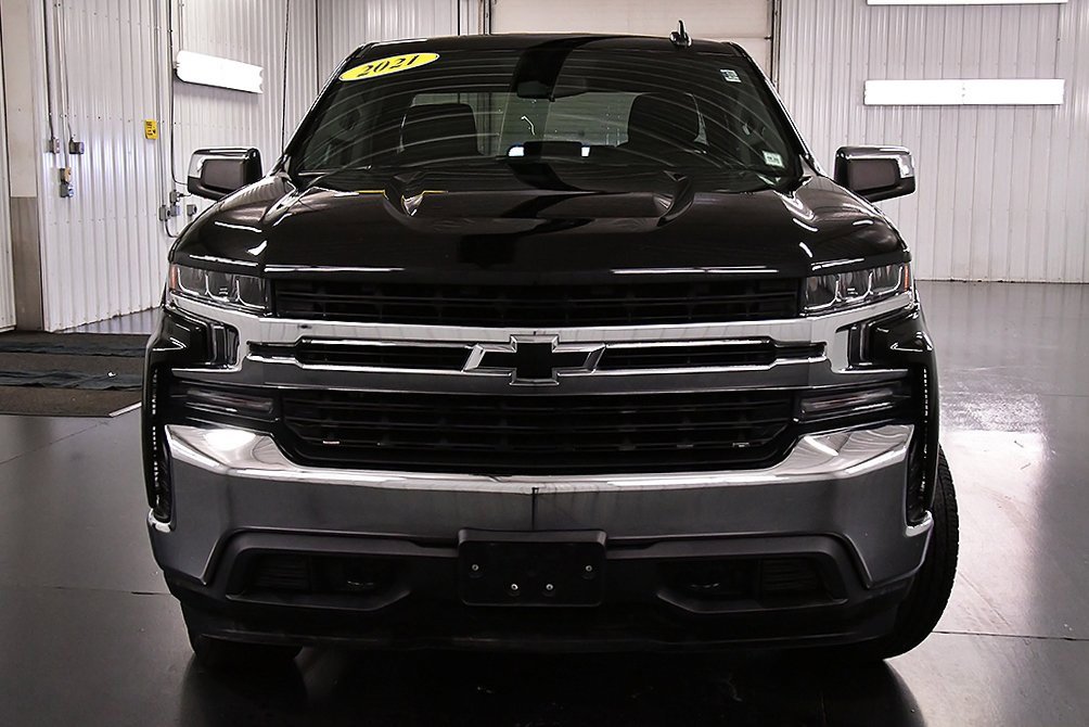Used 2021 Chevrolet Silverado 1500 LT image 2