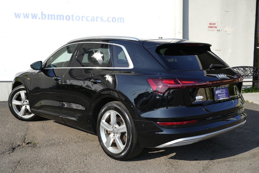 Used 2019 Audi e-tron Prestige AWD/4WD image 4