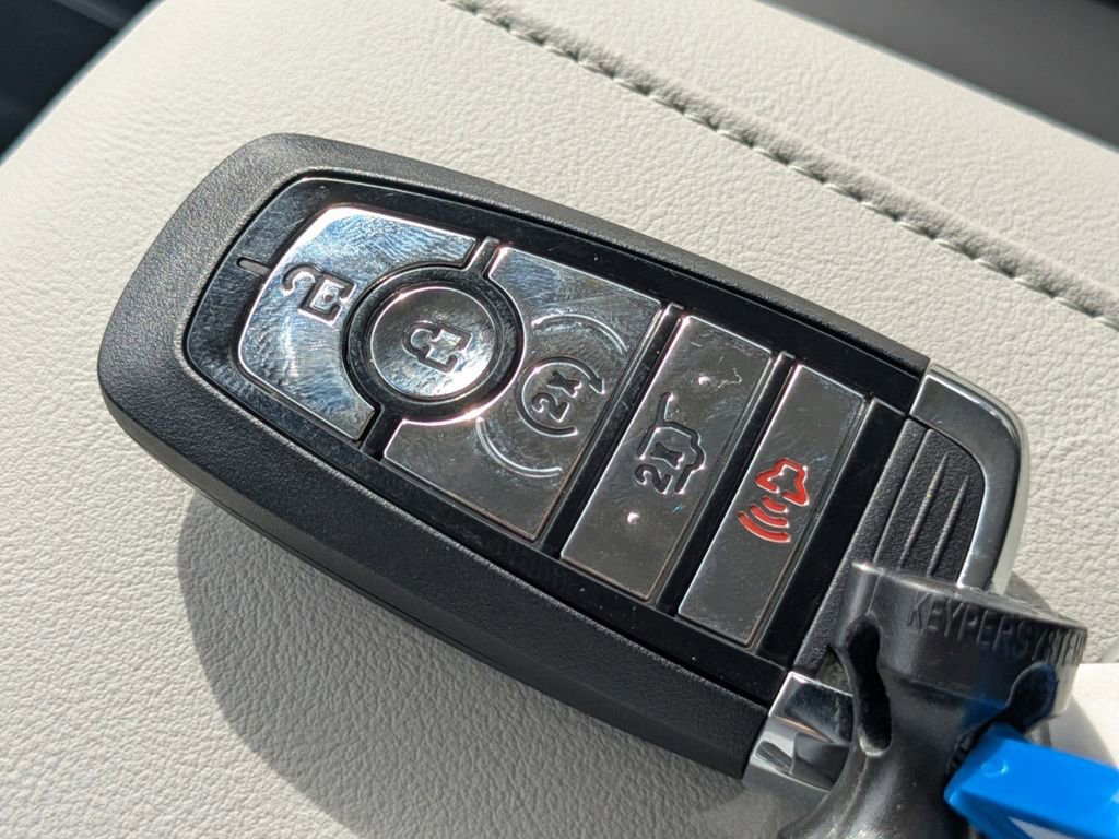 New 2025 Lincoln Navigator L Reserve image 34