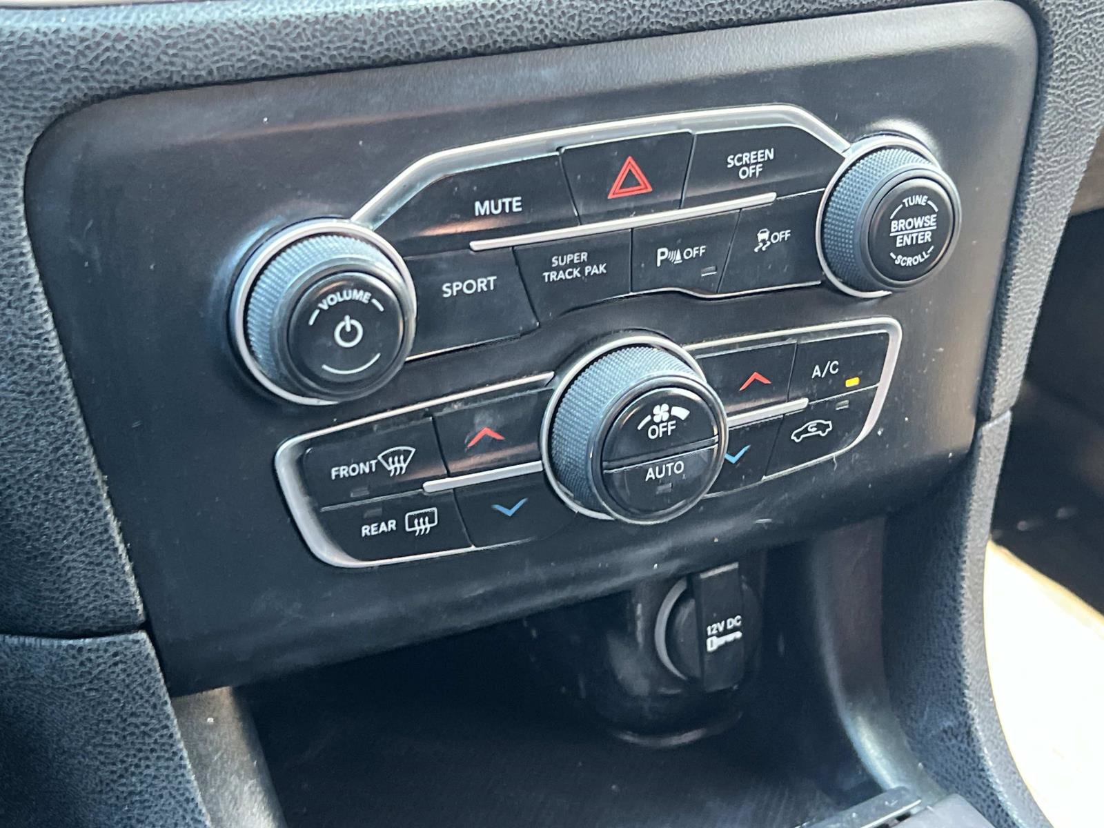 Used 2019 Dodge Charger GT image 16