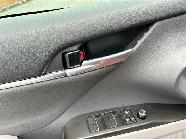 Used 2024 Toyota Camry XSE image 16