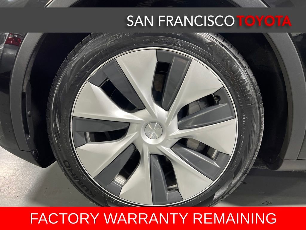 Used 2024 Tesla Model Y Long Range image 9