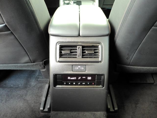 Used 2025 MAZDA CX-70 3.3 Turbo w/ Preferred Package image 29