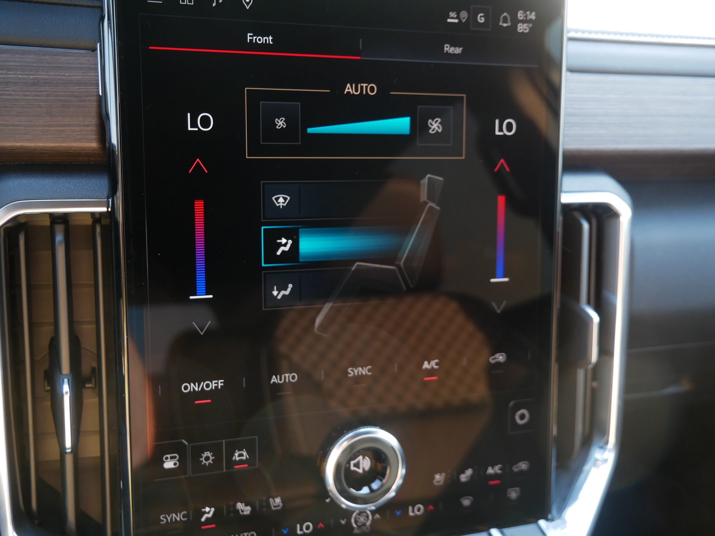 New 2026 GMC Acadia Denali w/ Super Cruise Package AWD/4WD image 8